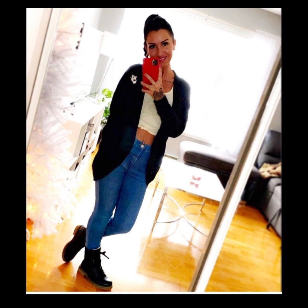 Meet your Posher, Sabrina